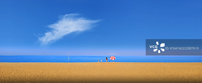 澳大利亚维多利亚州墨尔本港菲利普湾的莫迪亚洛克海滩夏季景象图片素材