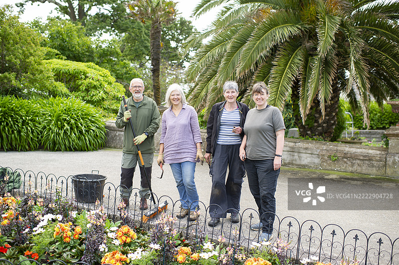 志愿者园艺小组。图片素材