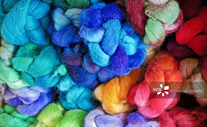 市场上多彩的羊毛毛线小说。图片素材
