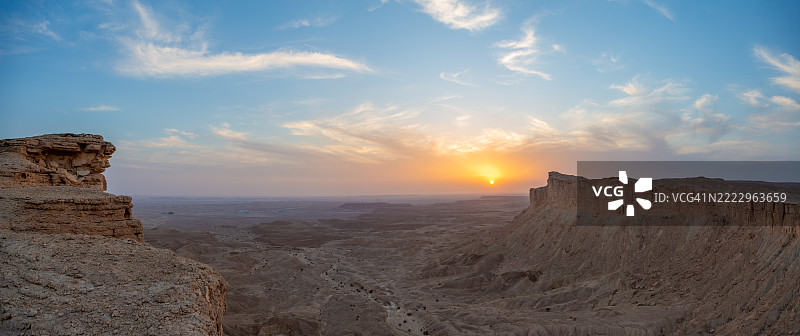 图瓦伊克山日落图片素材
