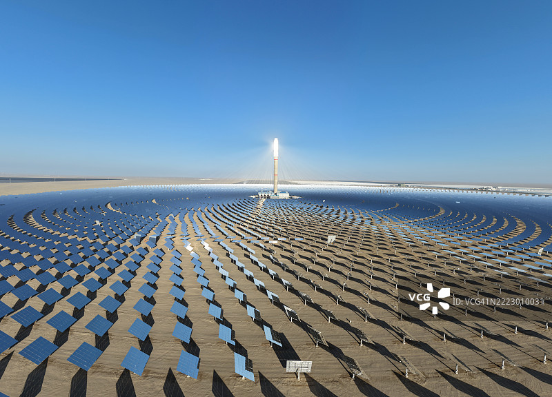 集中太阳能发电厂图片素材