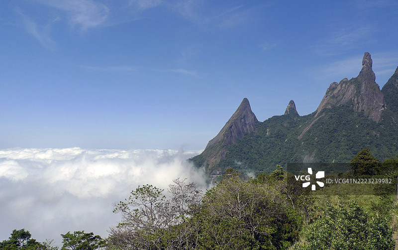 里约热内卢特雷索波利斯的组织山脉图片素材