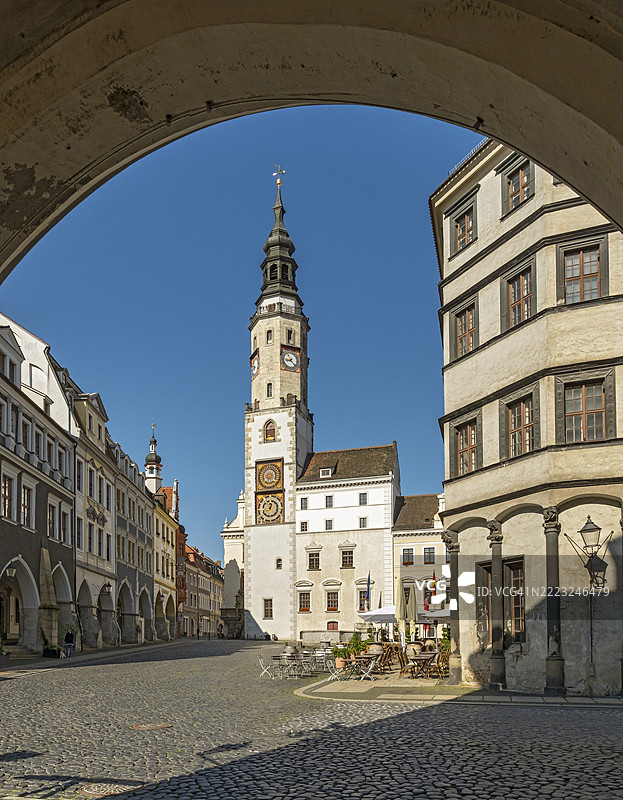 德国戈尔利茨的下市场广场和老市政厅钟楼景观图片素材