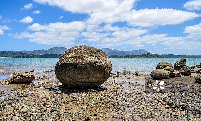 Koutu巨石图片素材