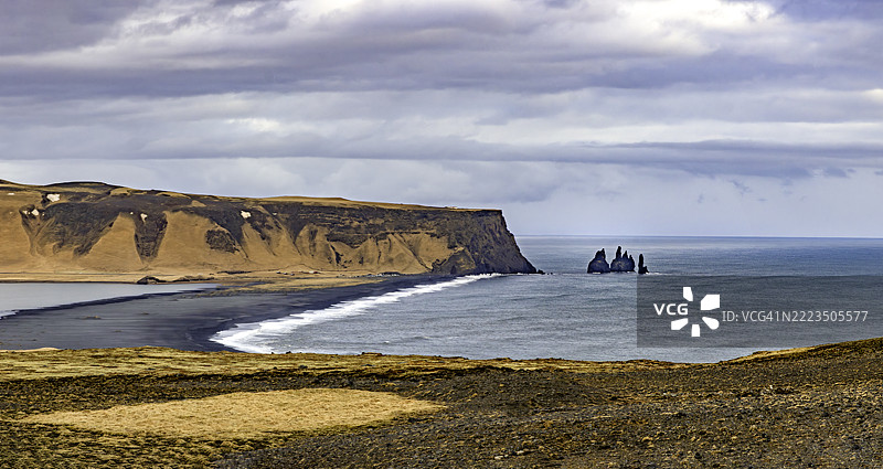 迪尔霍拉耶悬崖，波特兰角，维克附近；南冰岛图片素材