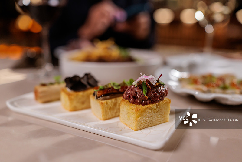 优雅的开胃小点心图片素材