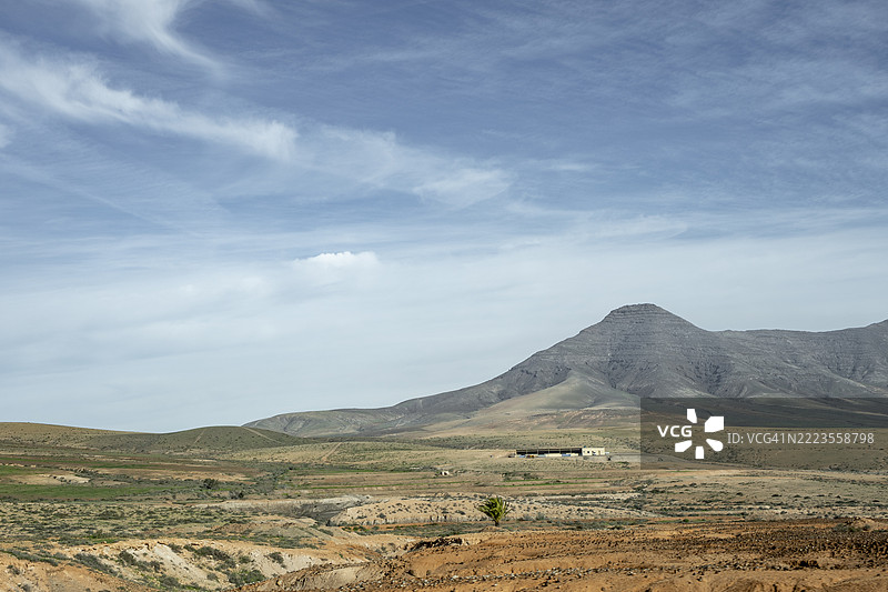 沙漠与天空的美丽景色，拉斯帕尔马斯，加那利群岛，西班牙图片素材