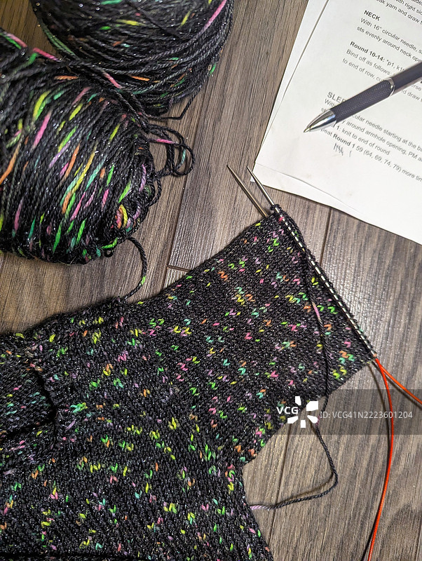 正在编织的毛衣图片素材