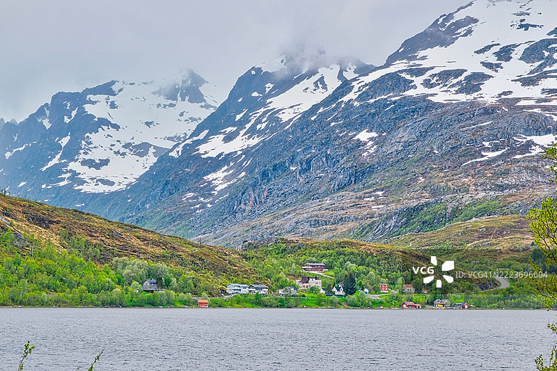 挪威特罗姆瑟附近的风景峡湾景观 - 2023年6月9日图片素材