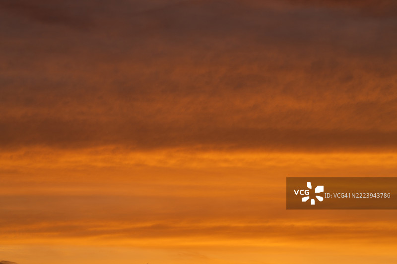 日落时的橙色天空图片素材