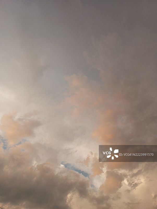 马来西亚砂拉越的低角度云层天空景观图片素材