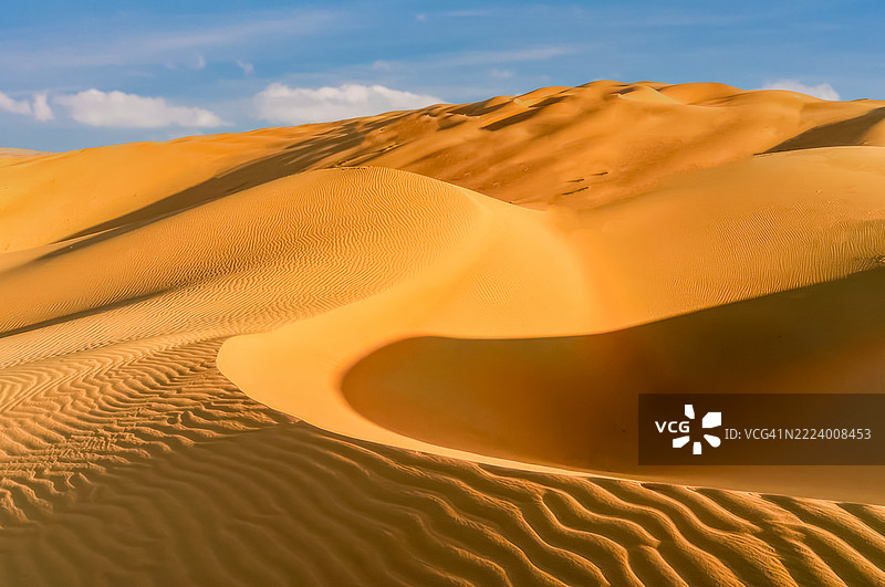撒哈拉沙漠的沙丘，阿尔及利亚的提米穆恩图片素材