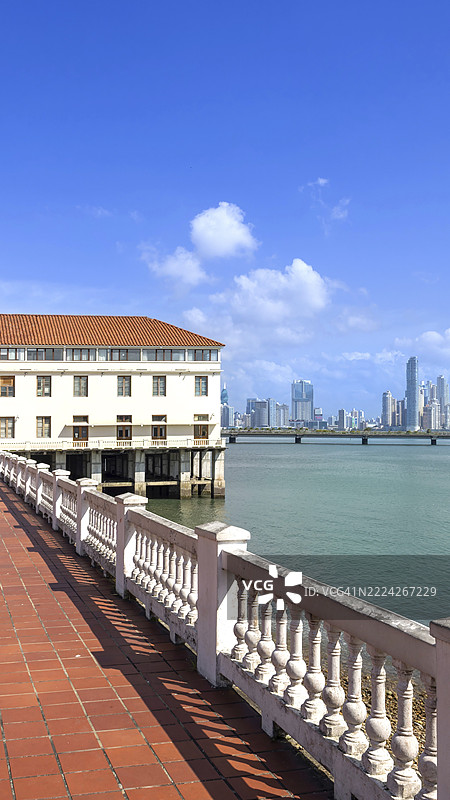 巴拿马，巴拿马城历史中心卡斯科维霍多彩的街道和殖民建筑，中美洲图片素材