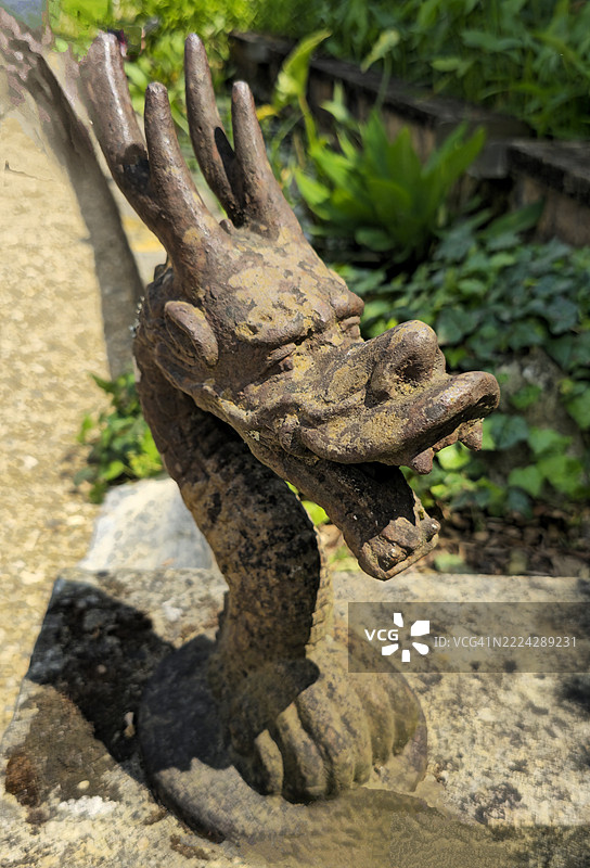 法国巴西拉克与奥贝罗什的雕像特写图片素材