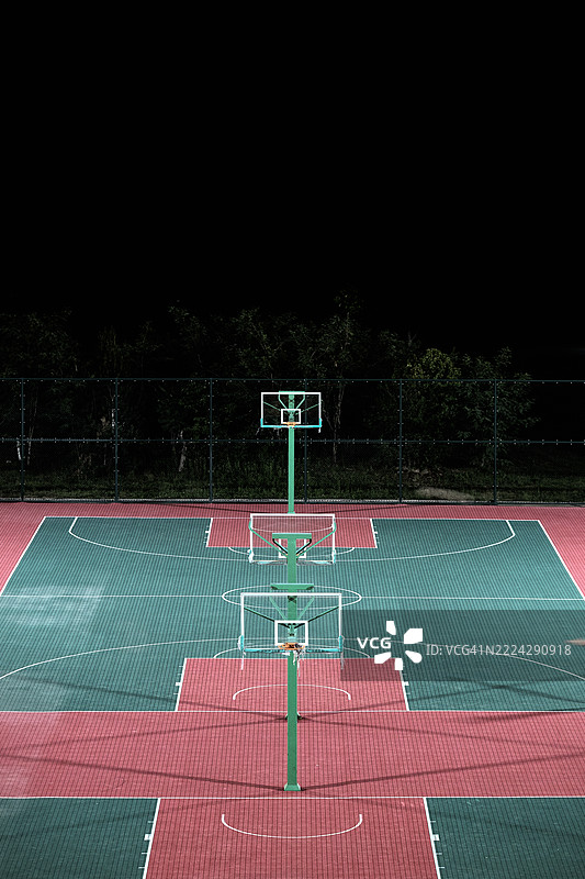 中国篮球场的高角度视图图片素材