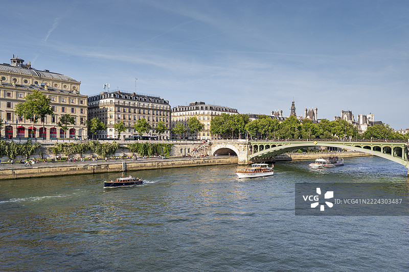 塞纳河与巴黎的建筑，巴黎，法国图片素材
