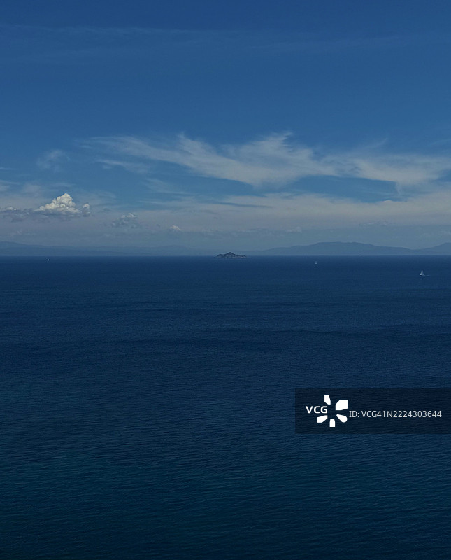 意大利托斯卡纳海洋与天空的美丽景色图片素材