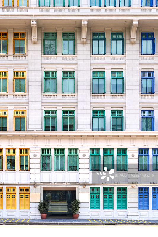 新加坡的多彩公寓大楼。图片素材