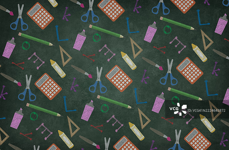 无缝黑板图案与五彩缤纷的学习用品图片素材
