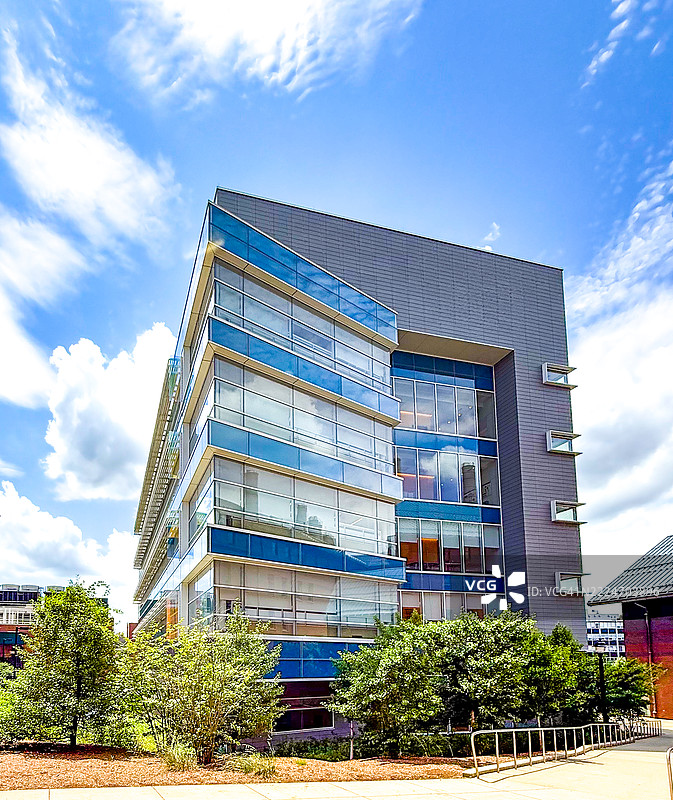 康涅狄格大学斯托斯的工程与科学大楼外观图片素材