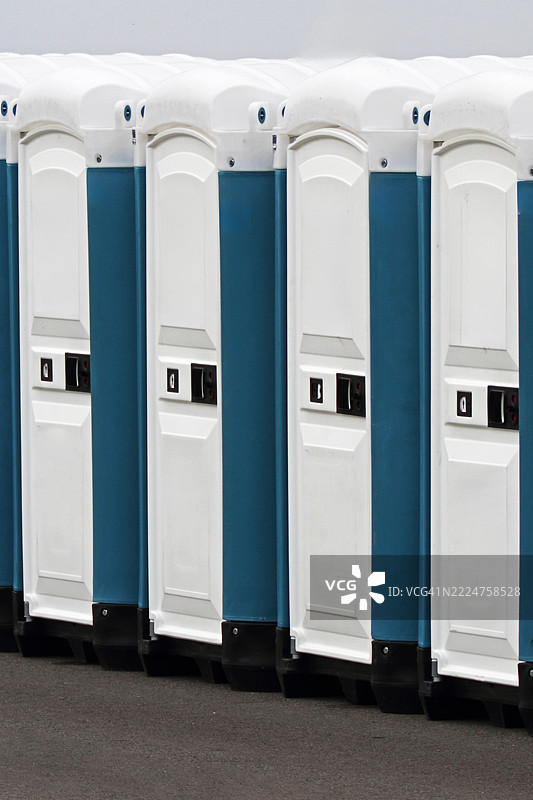 许多便携式厕所图片素材