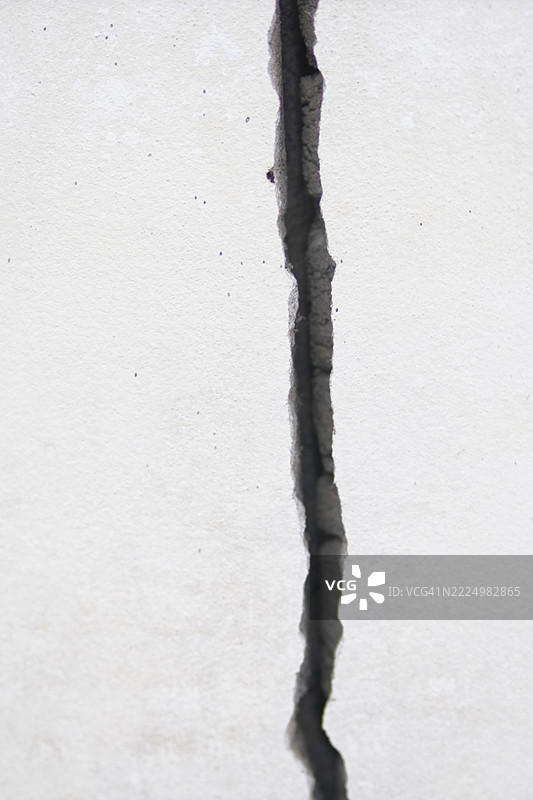 裂缝水泥墙图片素材