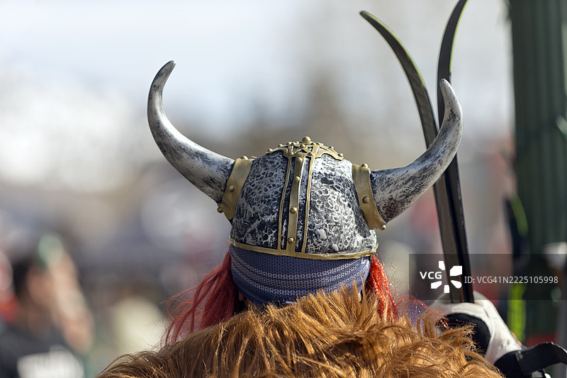 小镇美国服装越野滑雪图片素材