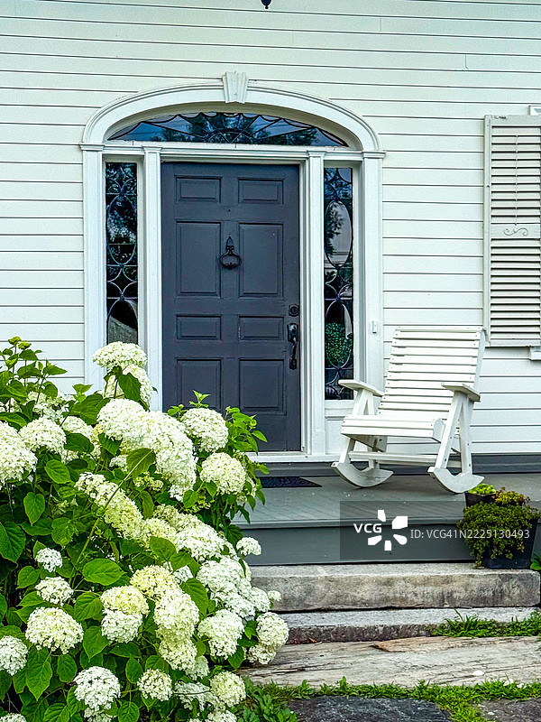 优雅的门和门廊，通往沃森精品旅馆，汤普森图片素材