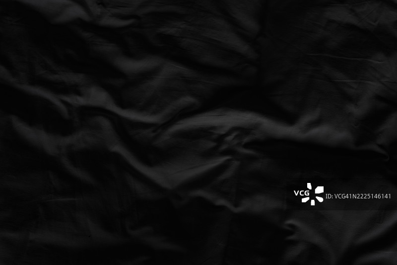 光滑丝滑的黑色背景。图片素材