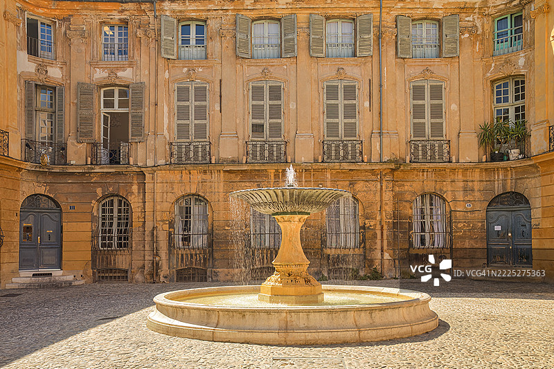 阿尔贝塔广场，艾克斯-普罗旺斯，普罗旺斯，法国图片素材