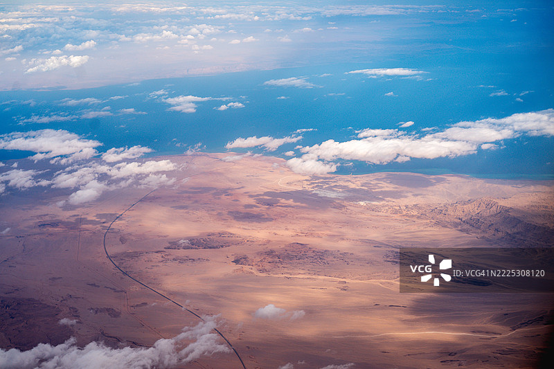 从飞机上俯瞰埃及风景图片素材