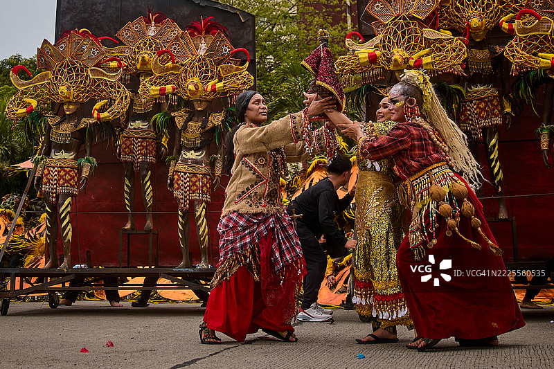 迪纳江节的舞者。图片素材