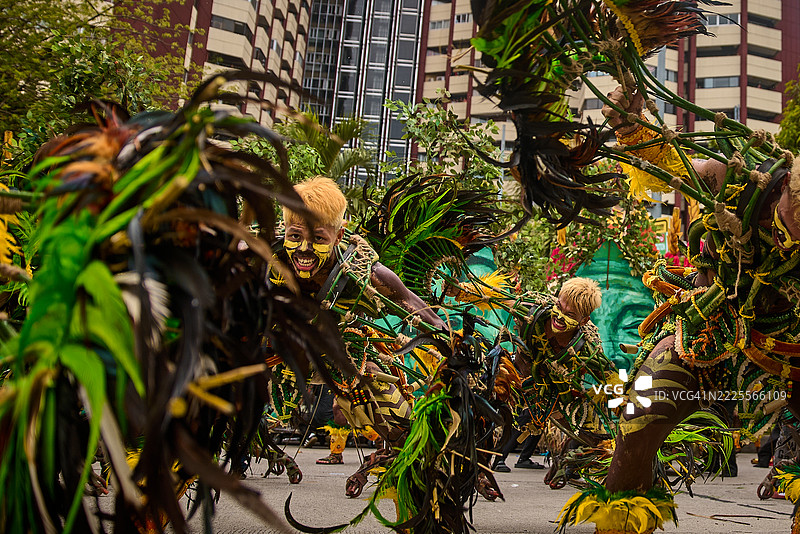 迪纳江节的舞者。图片素材