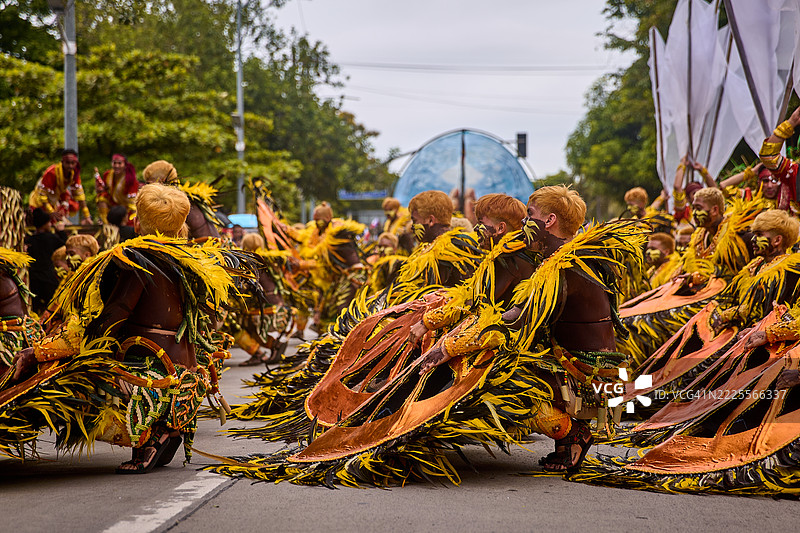 迪纳江节的舞者。图片素材