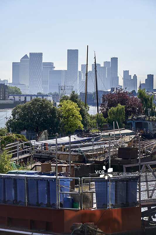 伦敦东部的金丝雀码头金融和住宅中心，英国。图片素材