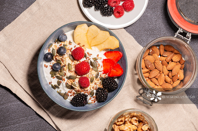 早餐，麦片，水果，在家图片素材