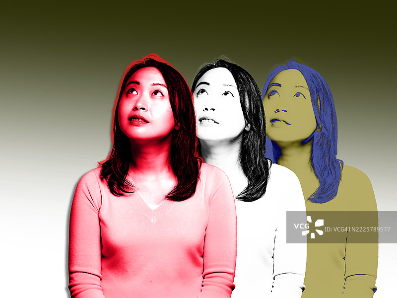 成年中国女性作为数字双胞胎图片素材