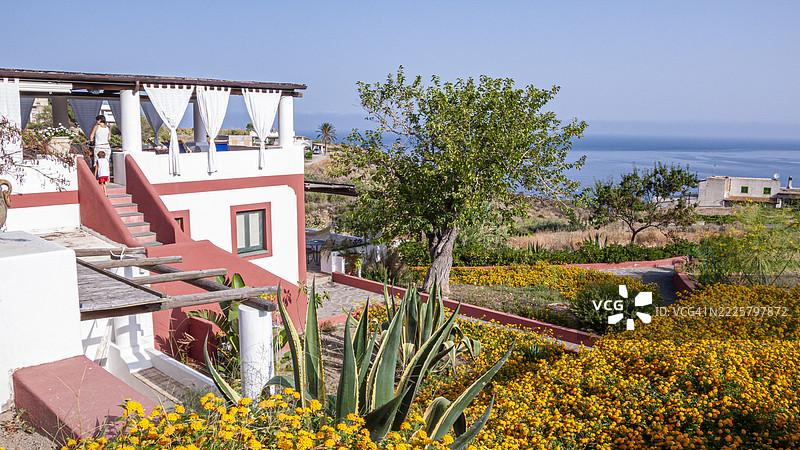 西西里岛,埃奥利群岛,萨利纳岛,马尔法的房子图片素材