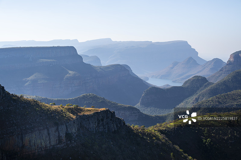 布莱德河峡谷的景观，低谷观景点，傍晚的光线，峡谷风景，布莱德河峡谷，全景路线，姆普马兰加，南非图片素材