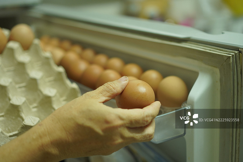 冰箱里的鸡蛋图片素材