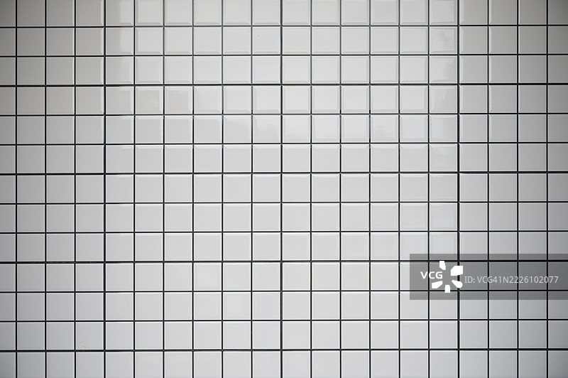白色马赛克墙的全景背景图片素材