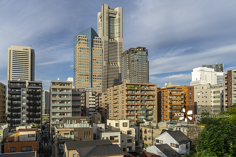 从鹤见山公园俯瞰的港未来景色图片素材