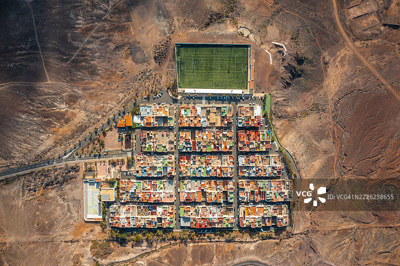 西班牙大加那利岛拉斯帕尔马斯的五彩缤纷的房屋鸟瞰图图片素材