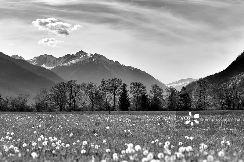 从塞博登俯瞰克鲁兹克山脉，霍赫陶恩，卡恩滕，奥地利图片素材