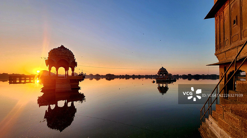 贾伊萨尔梅尔拉贾斯坦邦的加迪萨尔湖全景图片素材