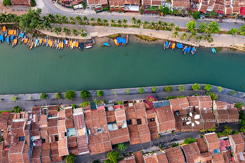 越南会安古镇的航拍视角，联合国教科文组织世界遗产，位于广南省，会安，越南图片素材