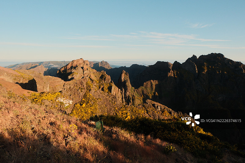 美丽的山脉与天空的风景，圣安娜，马德拉，葡萄牙图片素材