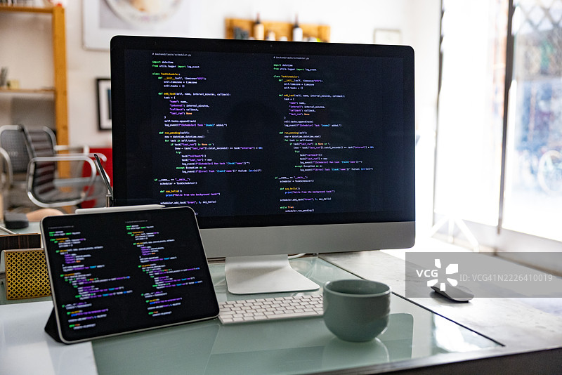 多设备编码工作空间图片素材