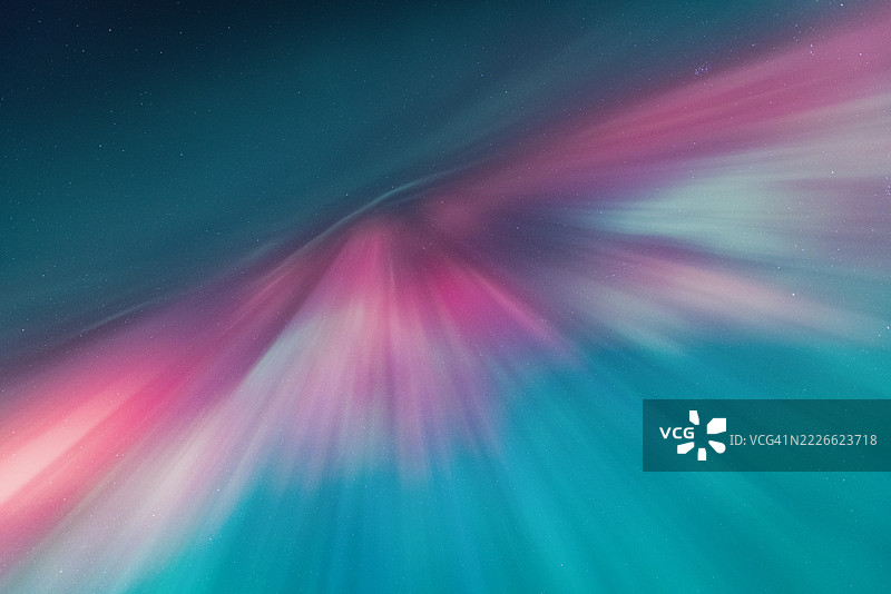 约克郡山谷上空的北极光图片素材