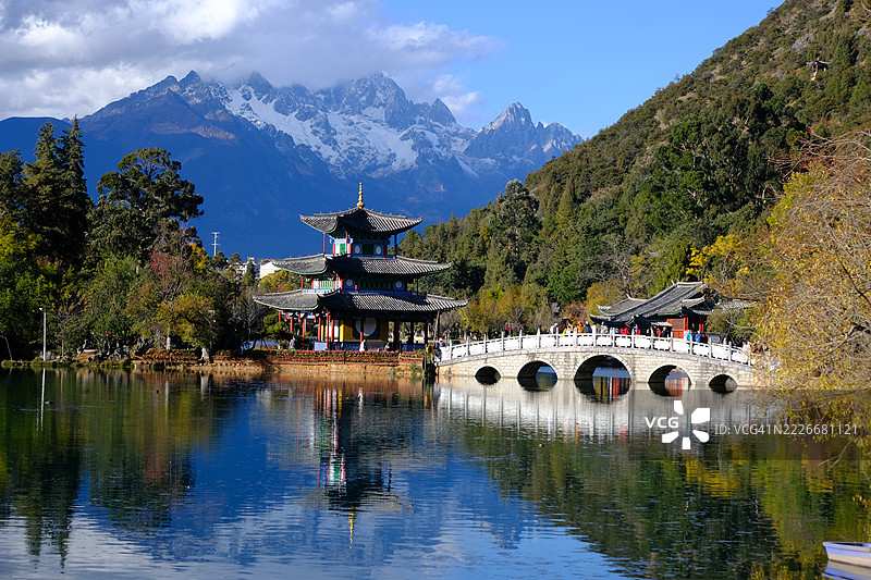 黑龙潭，玉龙雪山，丽江，云南，中国图片素材